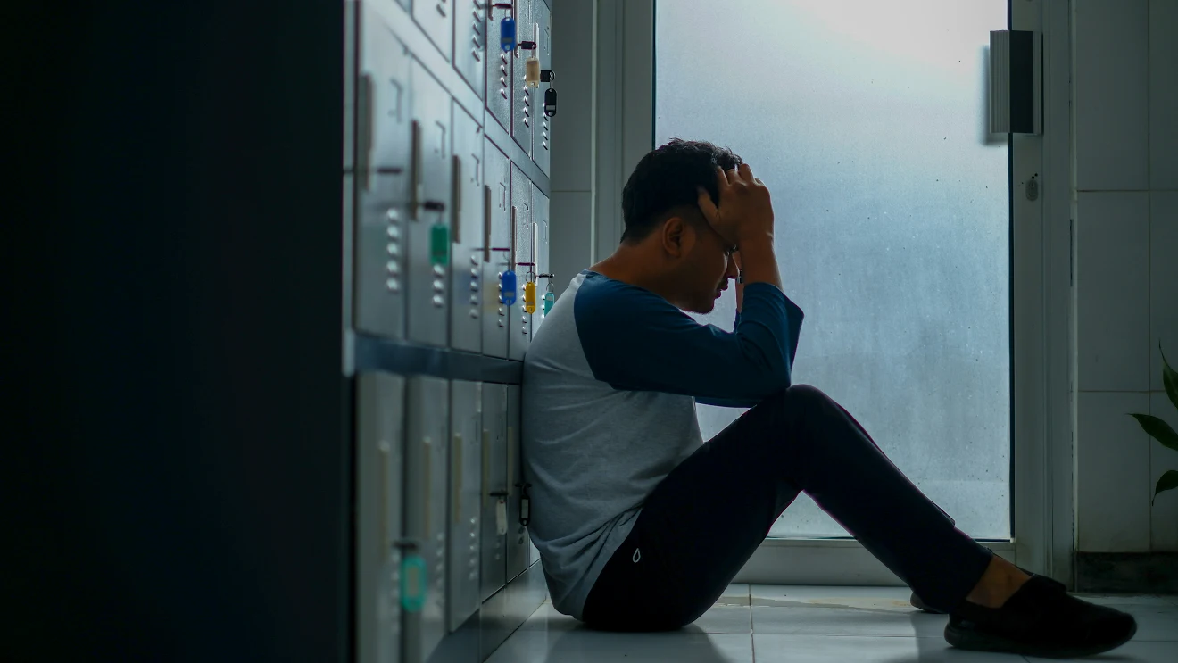 Depression vs. Sadness: Key Differences Explained